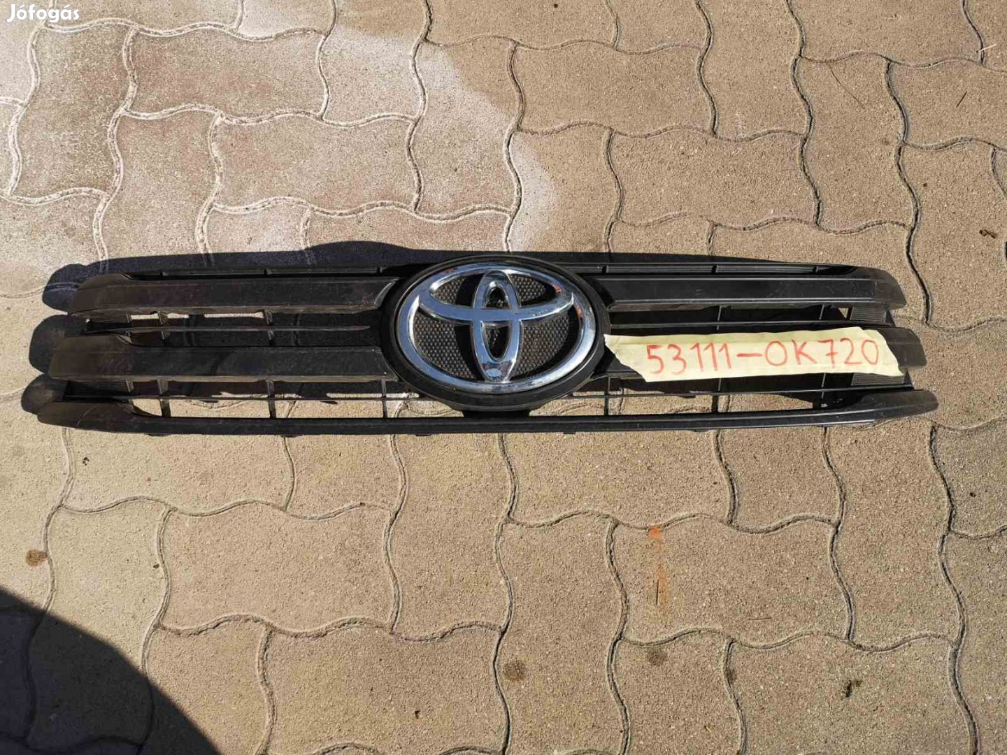 Toyota Hilux hűtőrács 2015-2019 53111-0K720 eladó