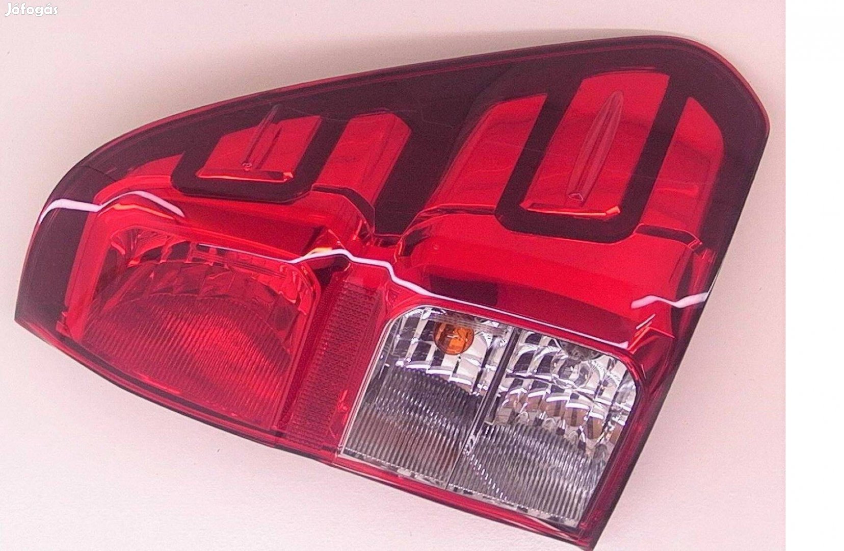 Toyota Hilux jobb hátsó lámpa 2015-