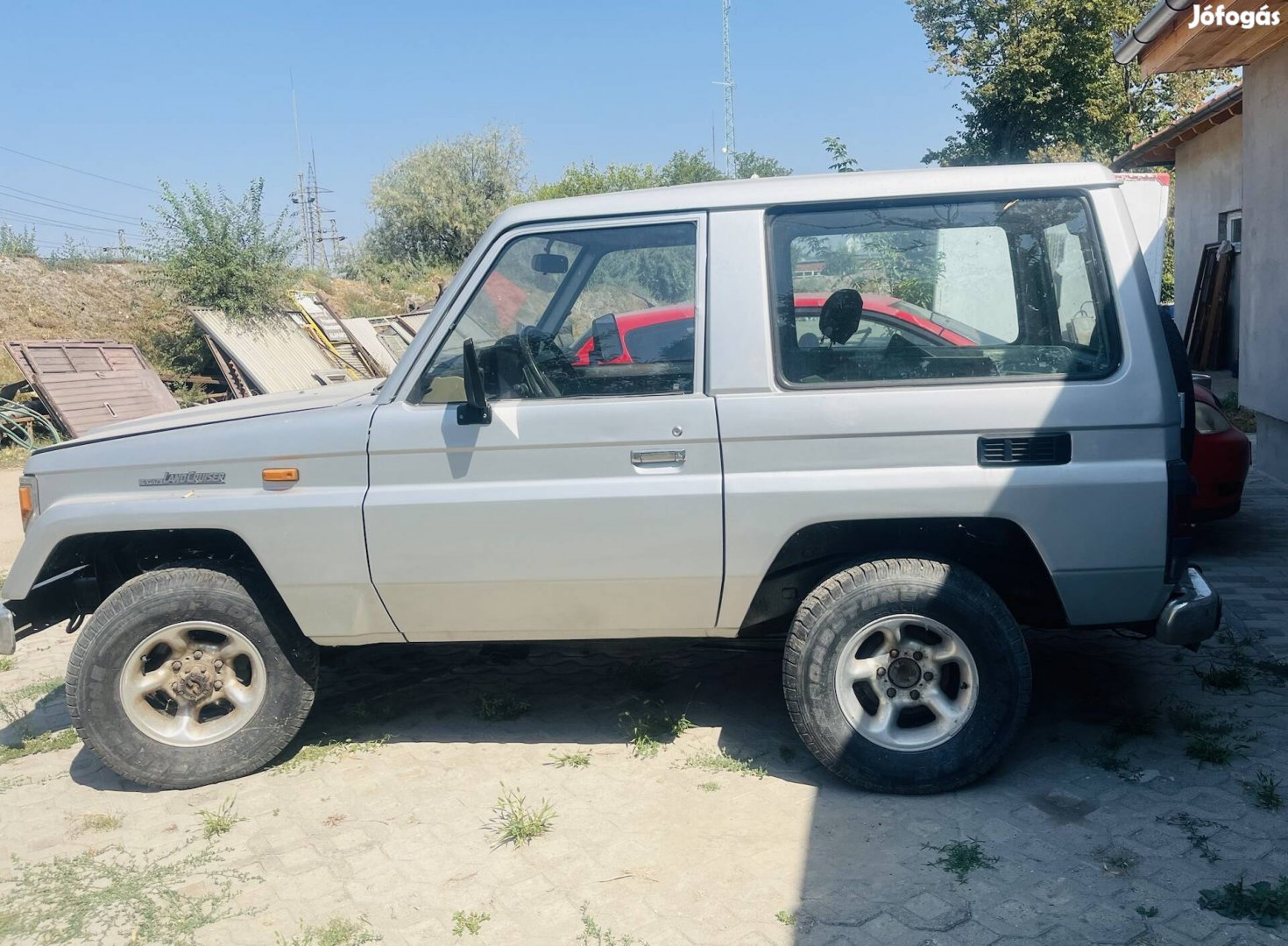 Toyota Land Cruiser 