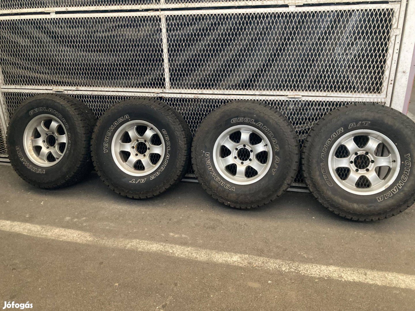 Toyota Land Cruiser alufelni 315/70R17 terepjáró felni kerék garnitúra