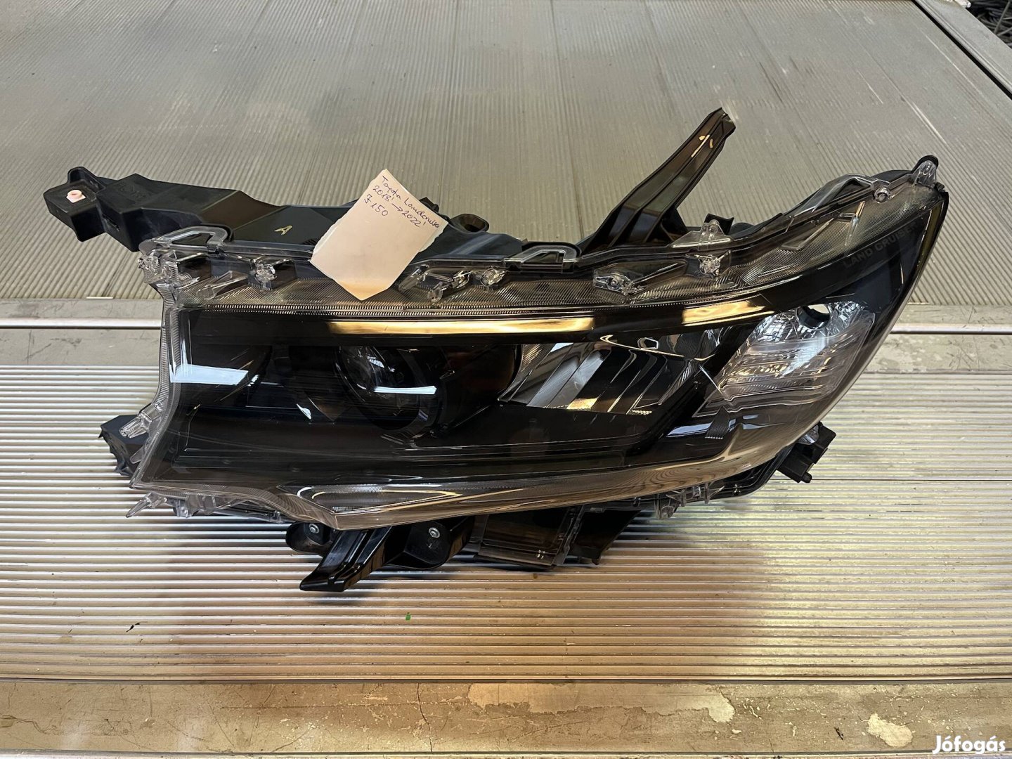 Toyota Landcruiser J150 bal 18'--22' fenyszóró 