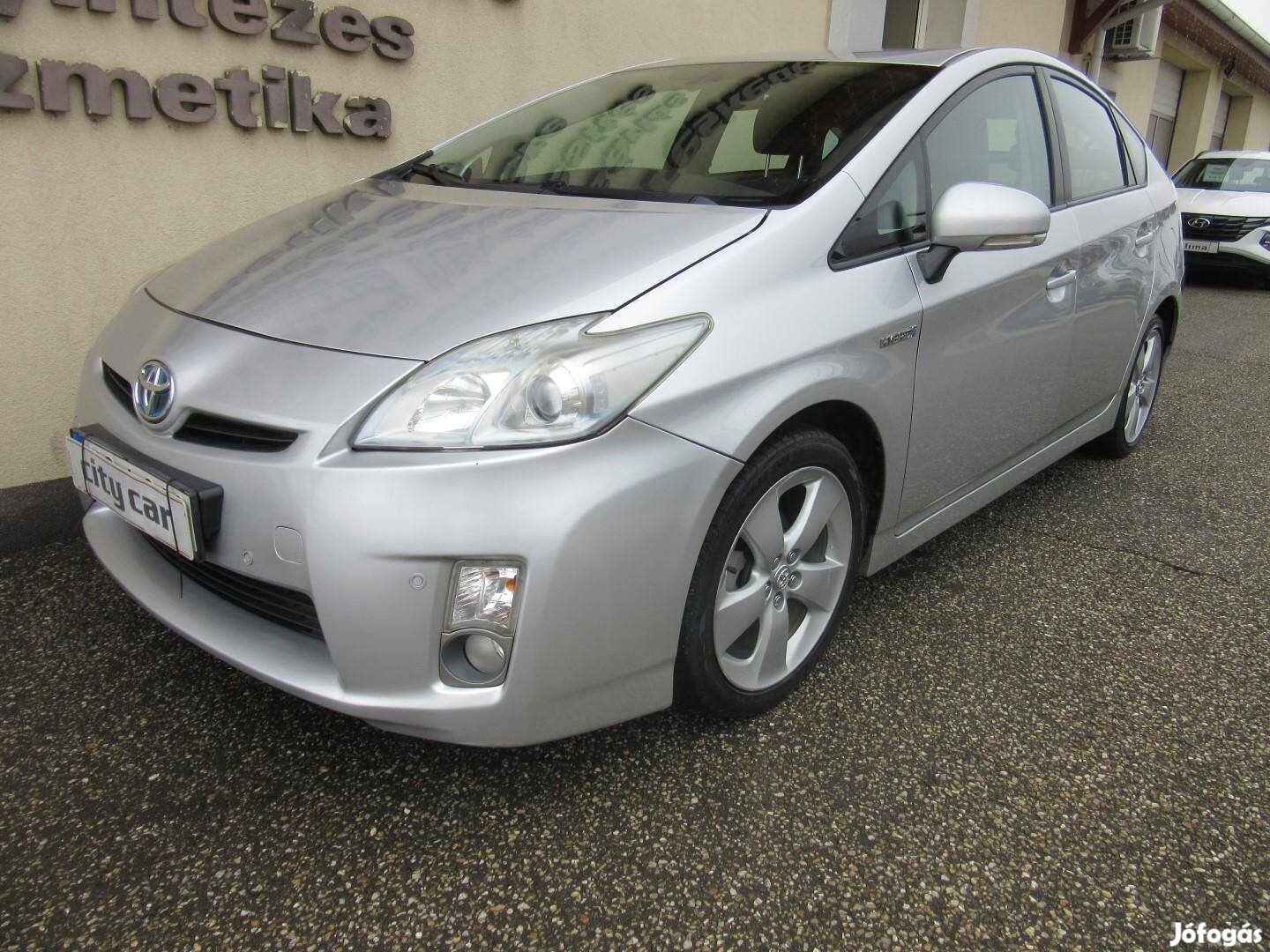 Toyota Prius 1.8 HSD(Automata) Navi. Digitklima...