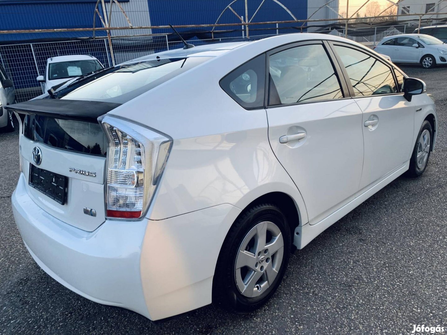 Toyota Prius 1.8 HSD Sol Navi (Automata) Head-U...