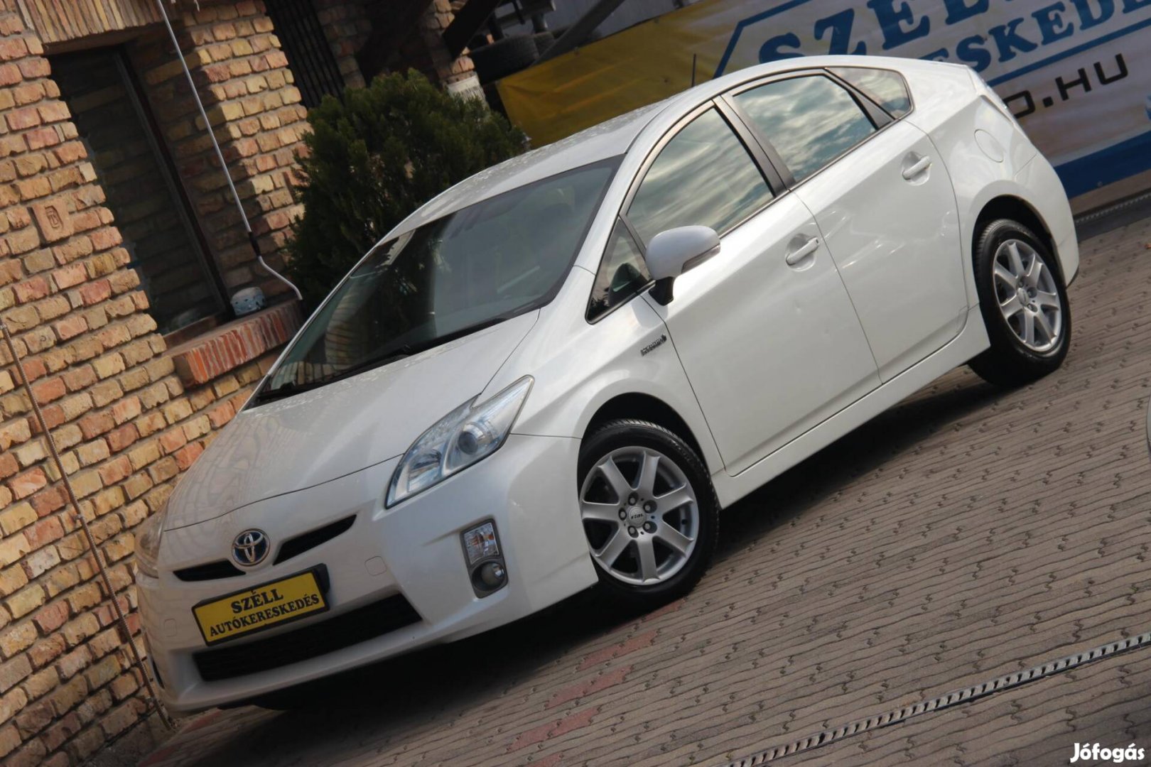 Toyota Prius 1.8 HSD Sol (Automata)