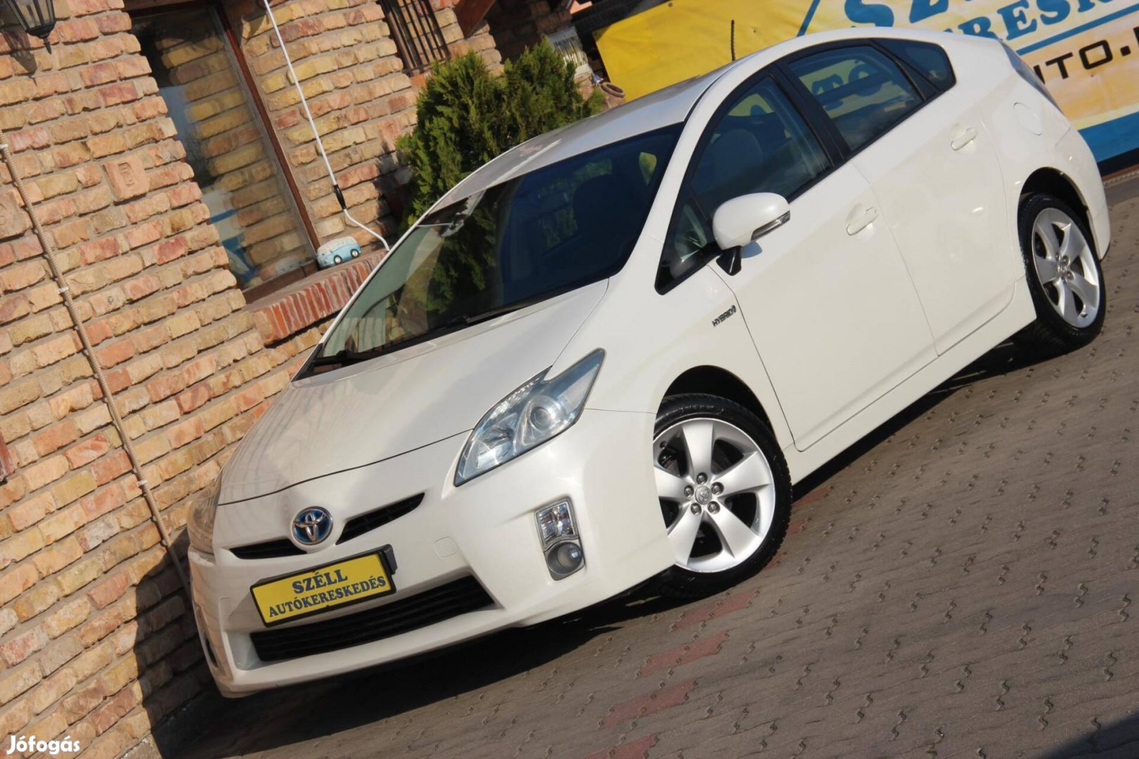 Toyota Prius 1.8 HSD Sol (Automata)