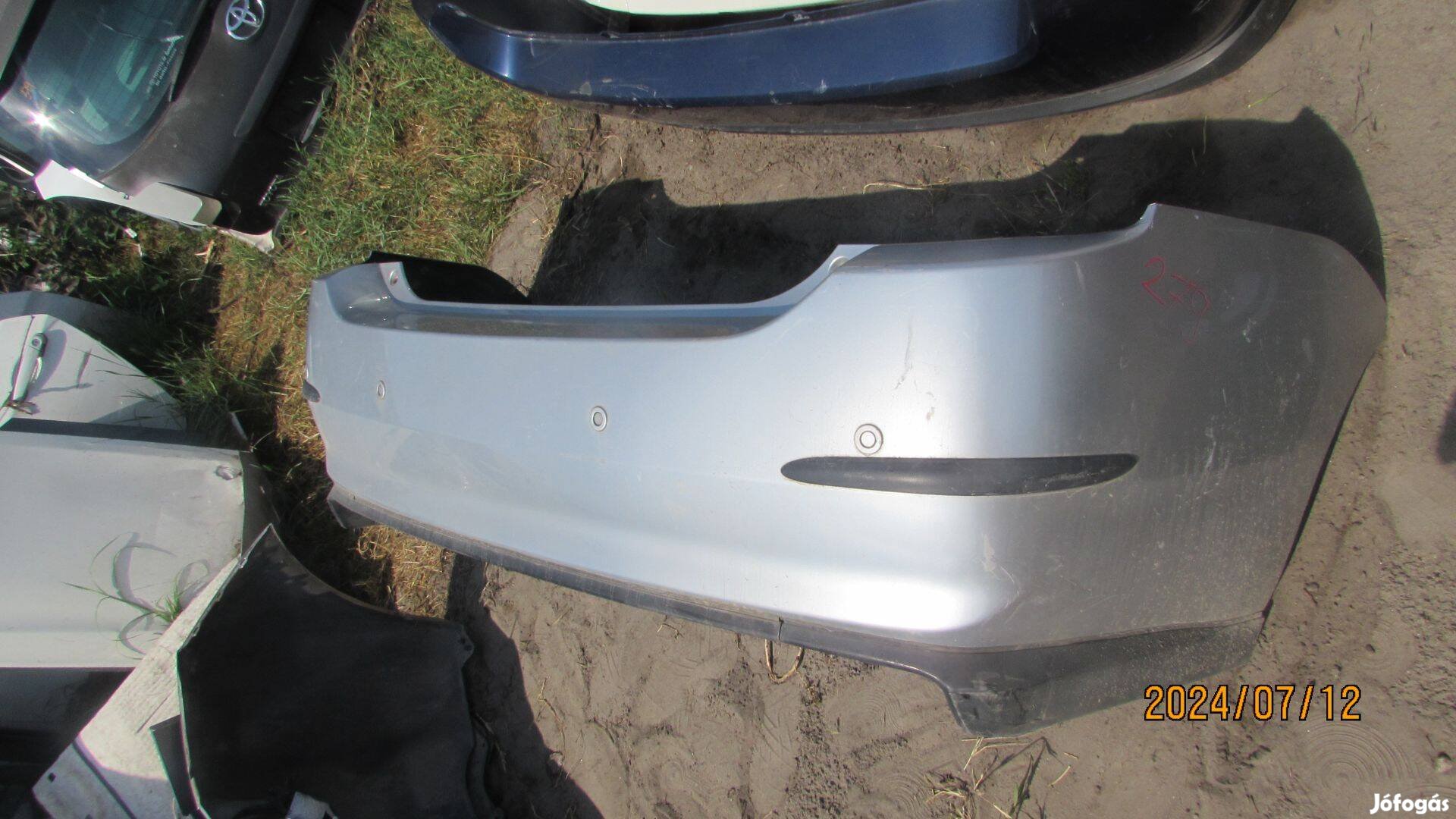 Toyota Prius 2004-2008 hátsó lökhárító 52159-47903 (279)