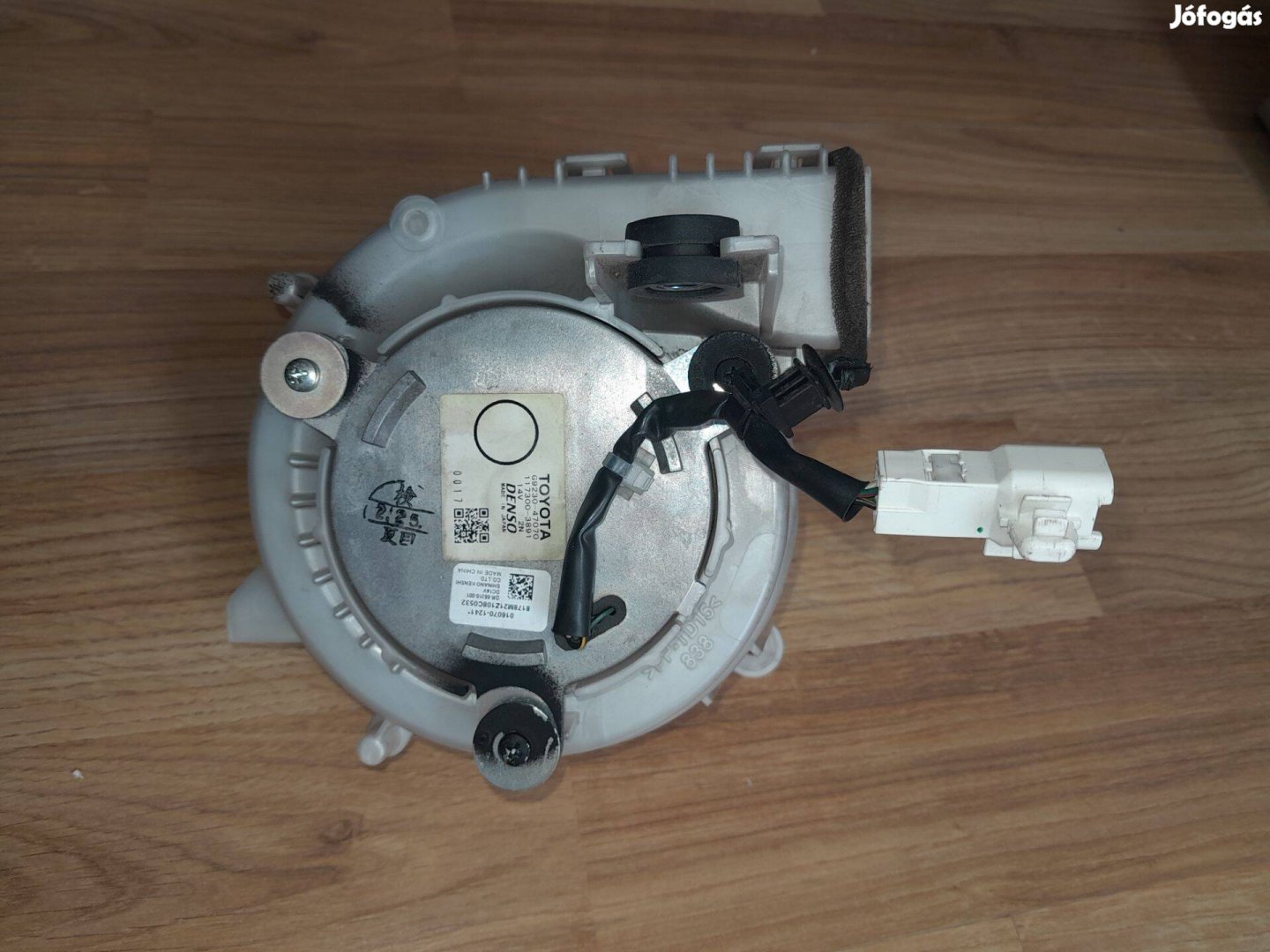 Toyota Prius 3(2012) akkupack hűtő ventilátor