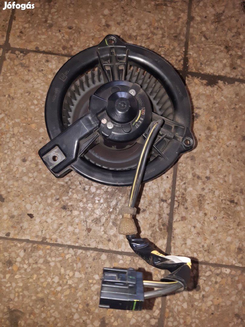 Toyota Prius Fűtőmotor