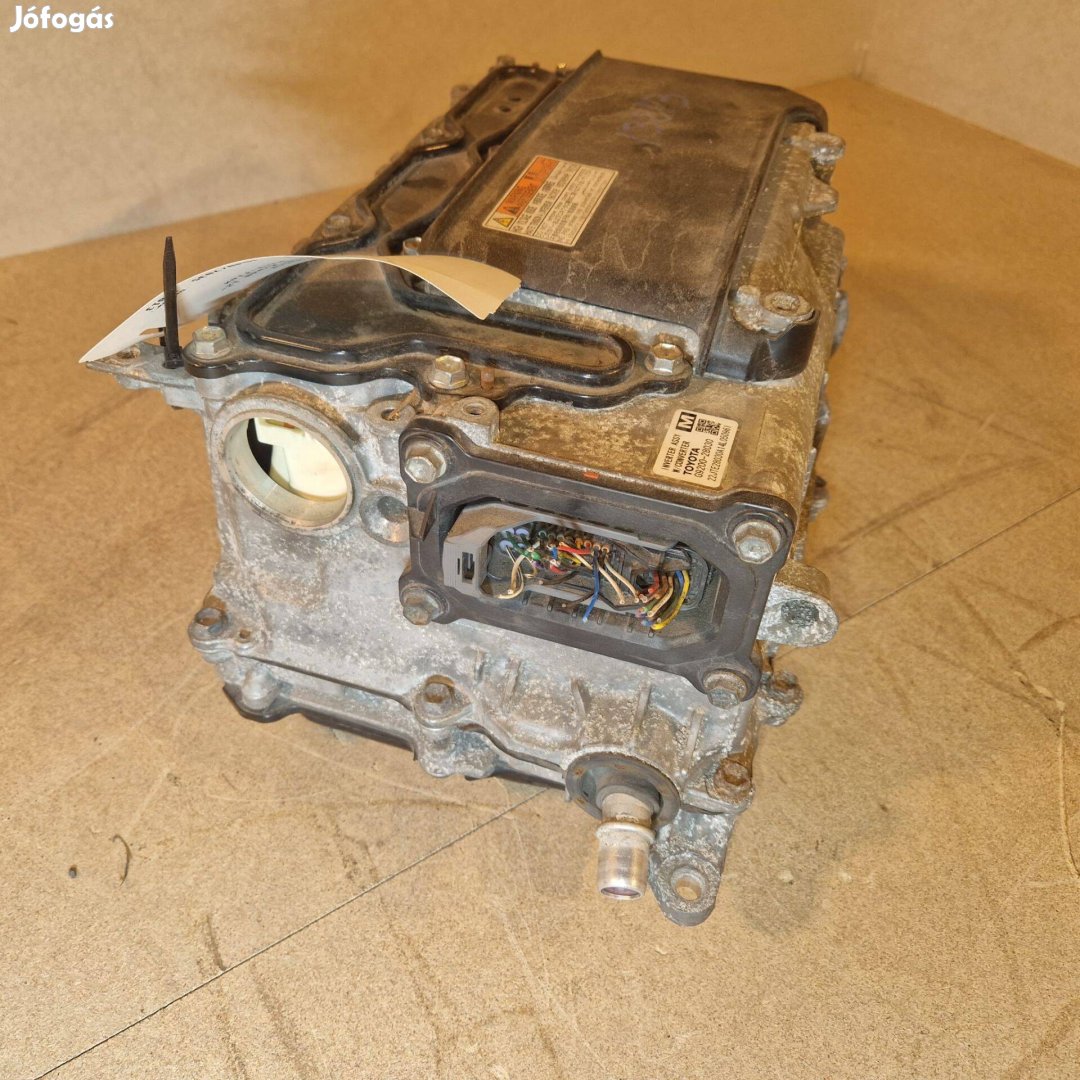 Toyota Prius Plus 1.8 Hybrid 136 LE inverter (használt) G9200-29015