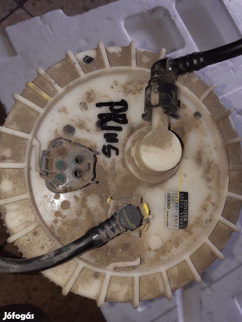 Toyota Prius Üzemanyag Szintjelző