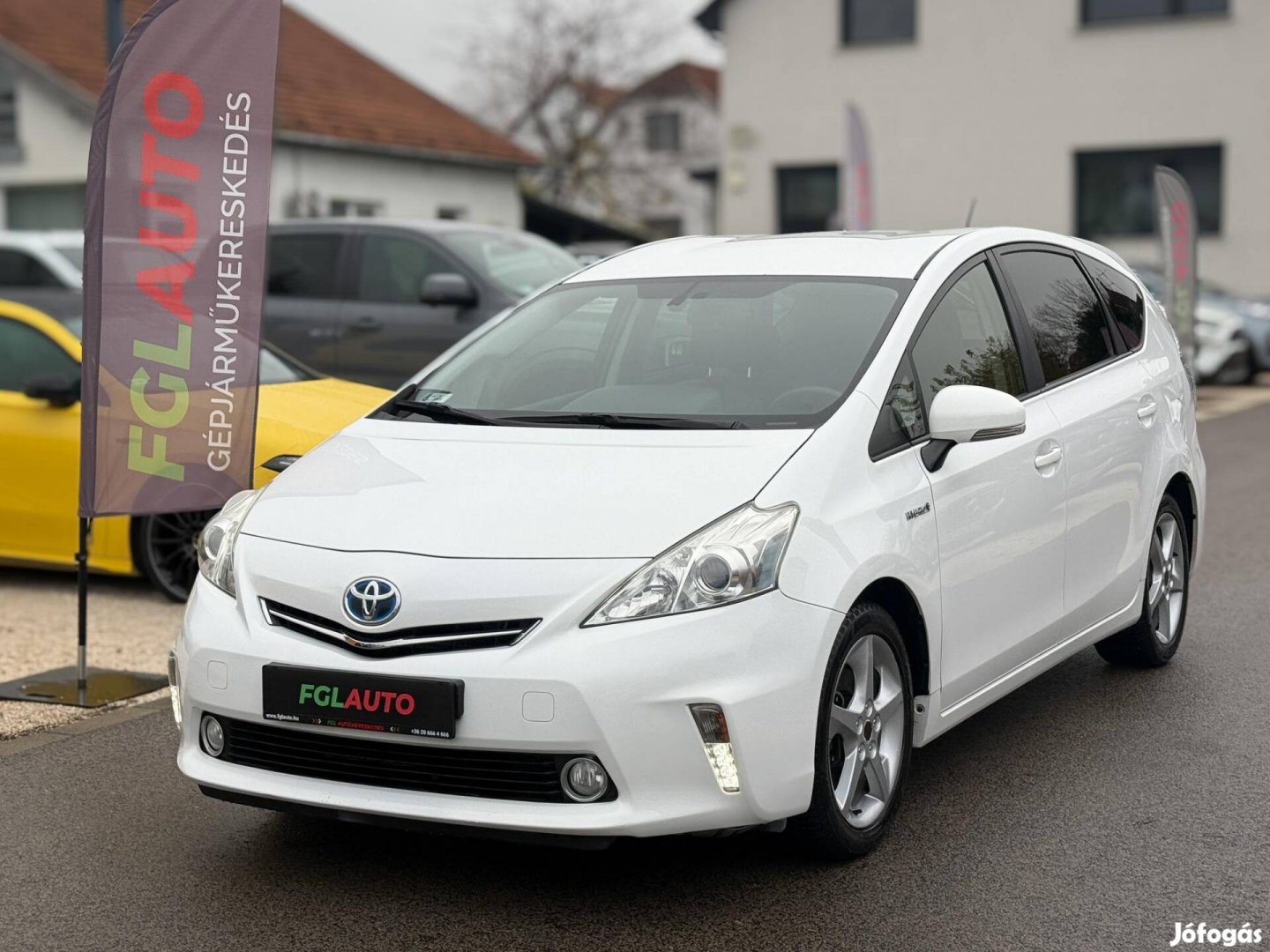 Toyota Prius+ 1.8 HSD Active e-CVT 182 E KM. Ül...