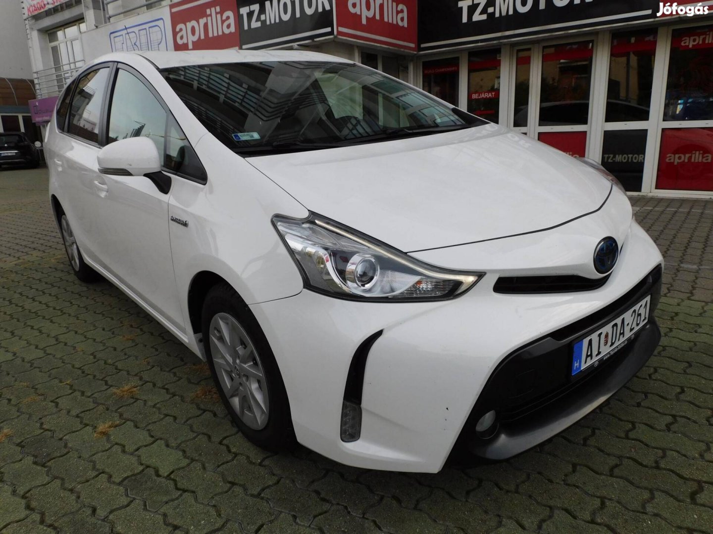 Toyota Prius+ 1.8 HSD Style Leather e-CVT 4 lit...