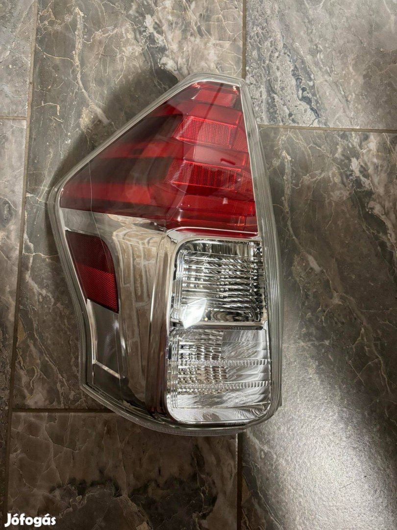 Toyota Prius+ (2015-2020) bal hátsó lámpa