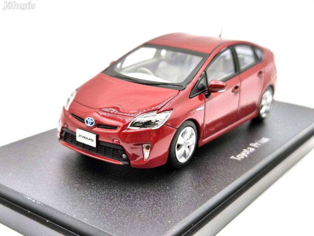 Toyota Prius - piros -  Ebbro - 1:43