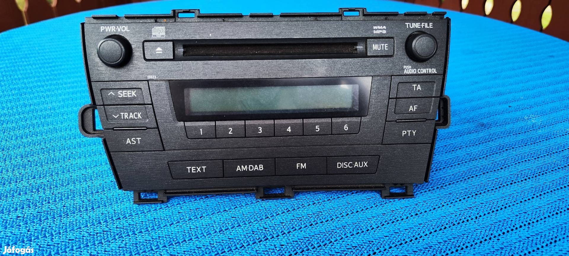 Toyota Prius gyári CD-s rádió
