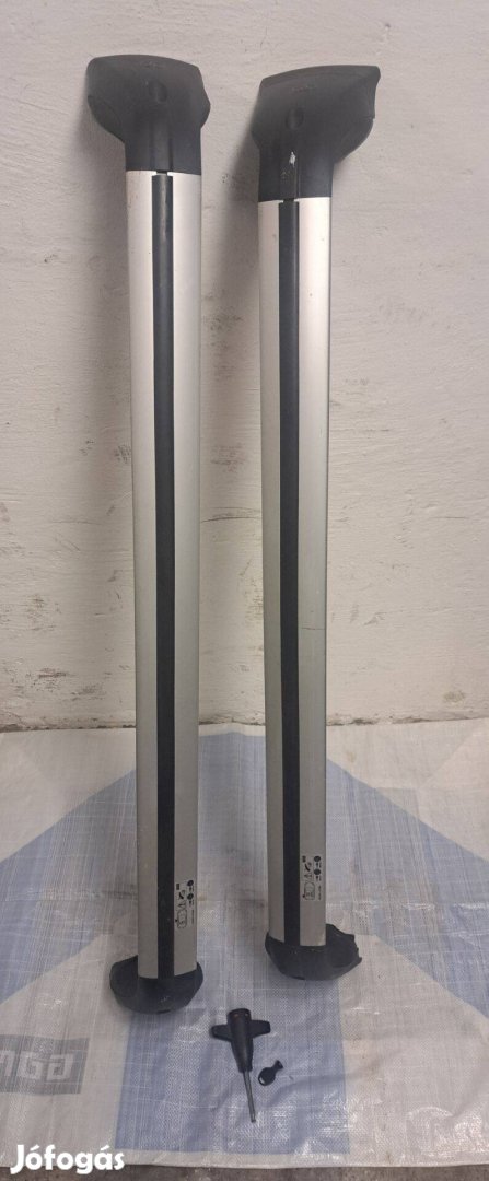 Toyota Prius gyári tetőcsomagtartó