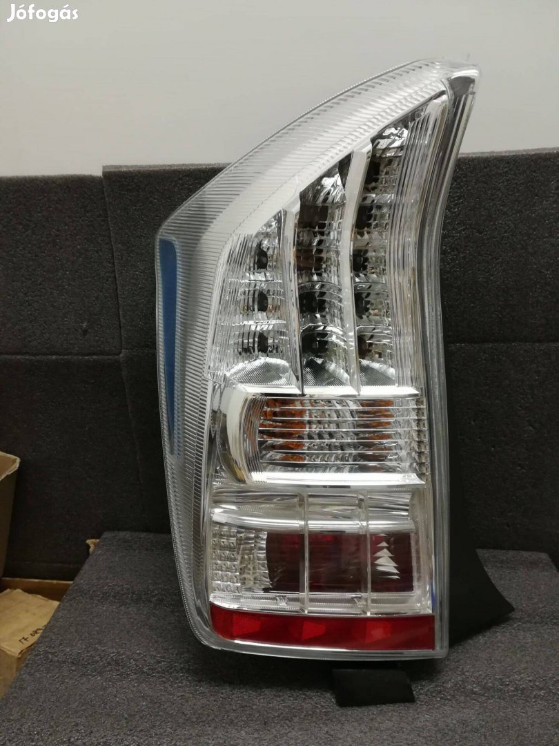 Toyota Prius hátsólámpa bal 2009 -> 2011 (f/f) kpl Ledes