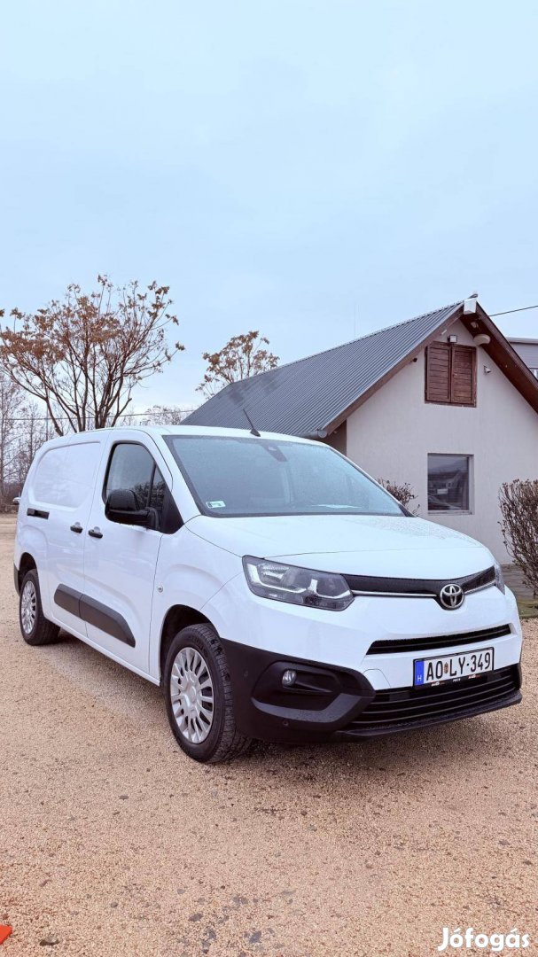 Toyota Proace 1.5 D Panel Van Active Smart Carg