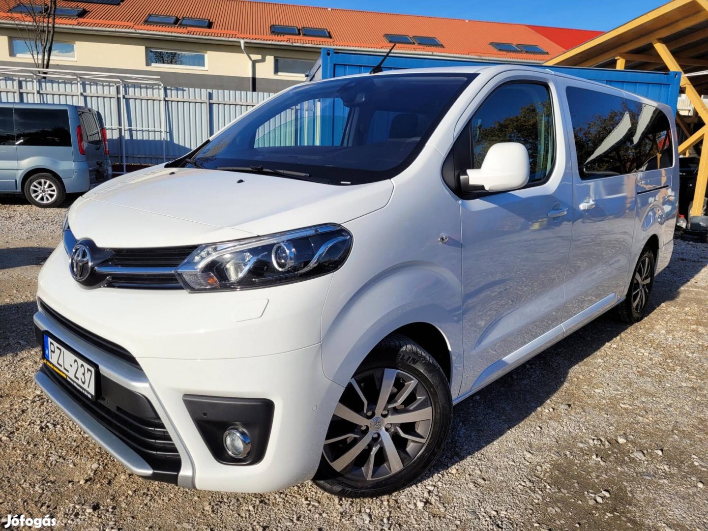 Toyota Proace 2.0 D-4D Family Comfort L2H1 Magy...
