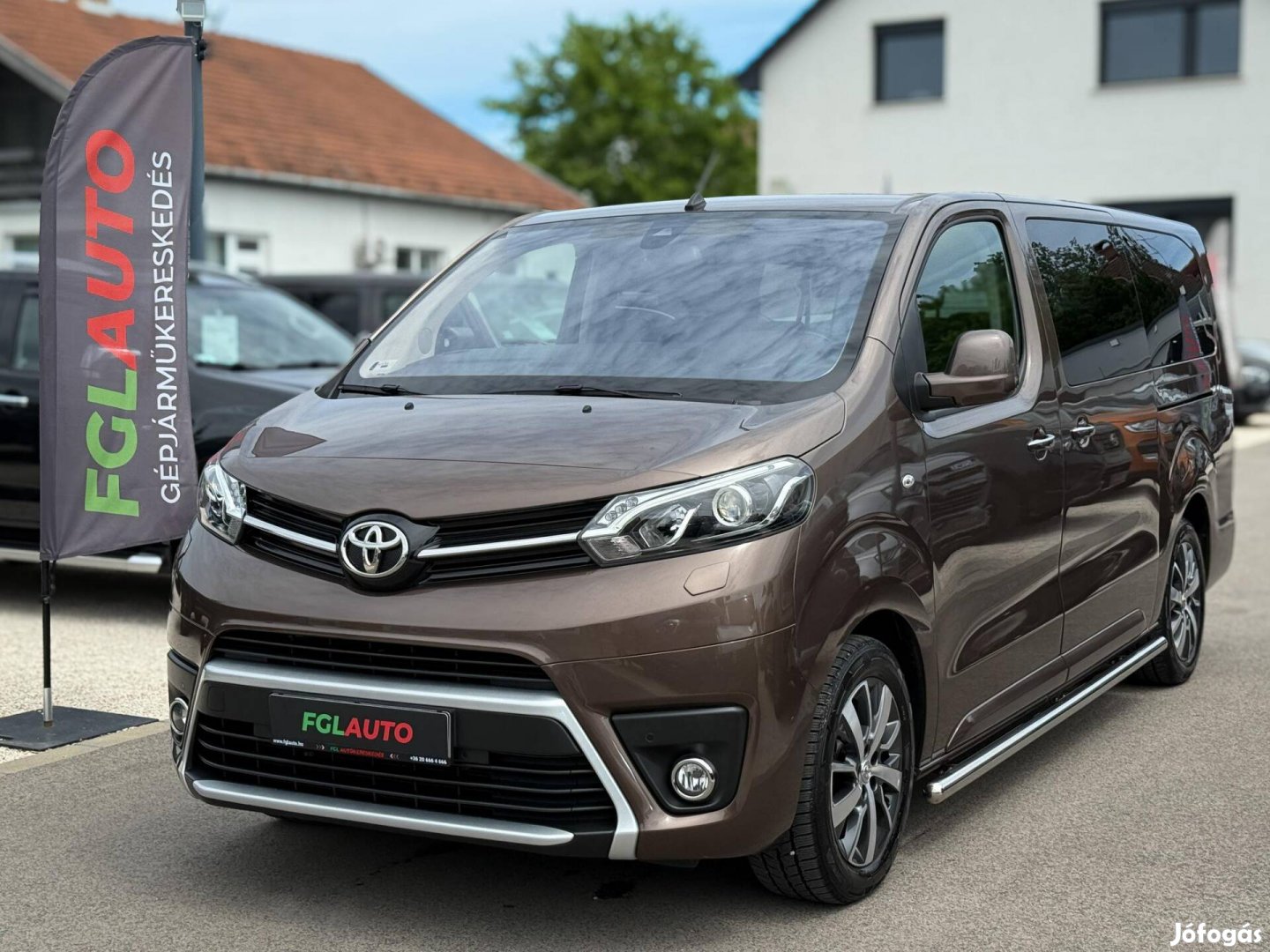 Toyota Proace 2.0 D-4D Family Comfort Webasto L...