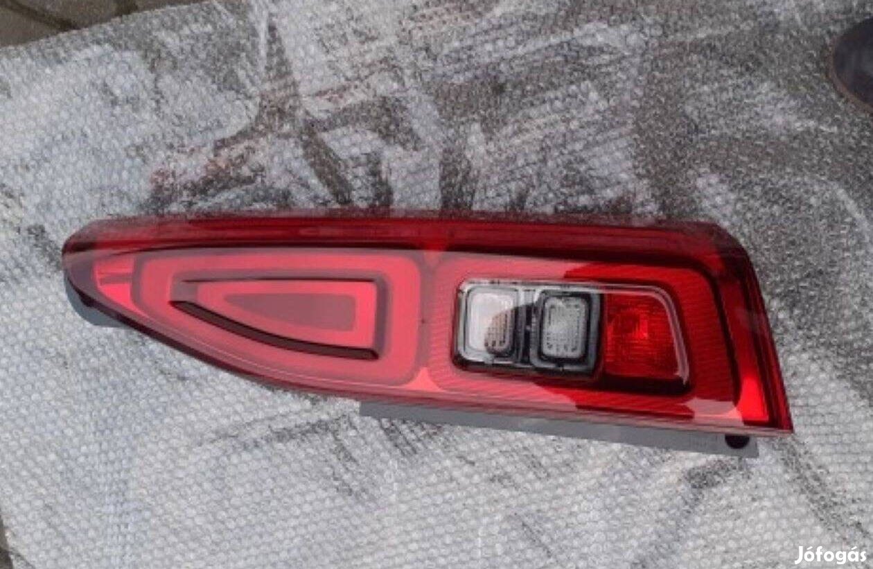 Toyota Proace City jobb hátsó lámpa