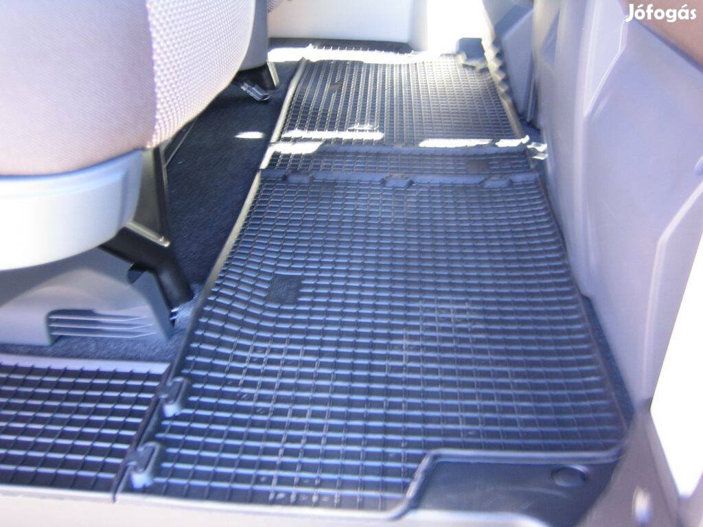 Toyota Proace, verso 2016- 2. 3. Sor Gumiszőnyeg