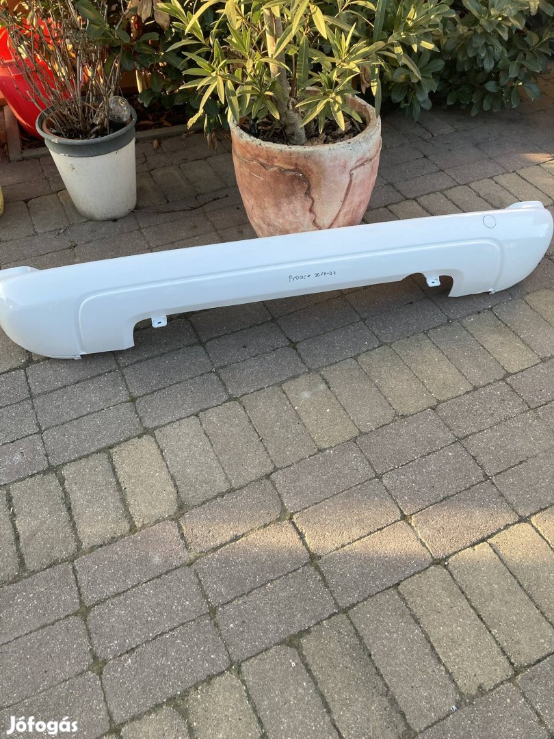 Toyota Proace hátsó lökhárító fehér színben (2017-22)