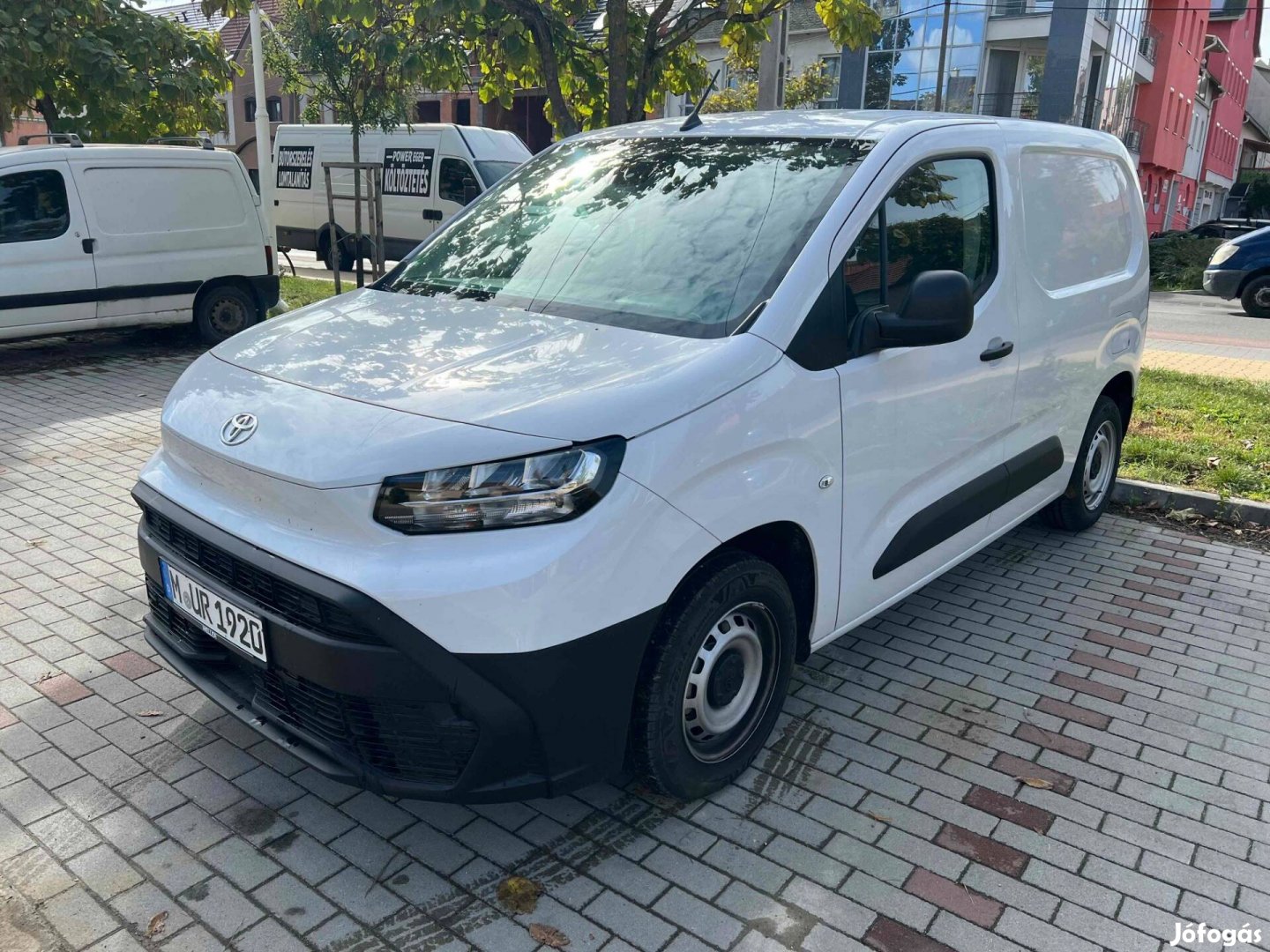 Toyota Proace új dízel furgon kiadó