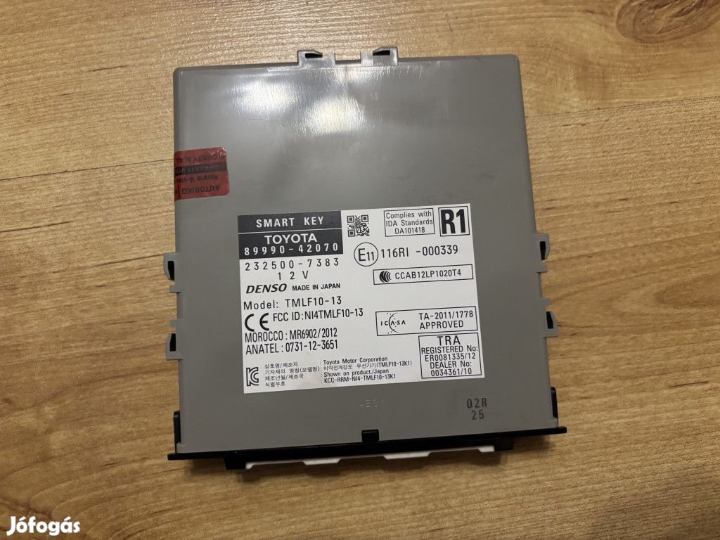 Toyota RAV 4 (XA40) kessy modul 8999042070