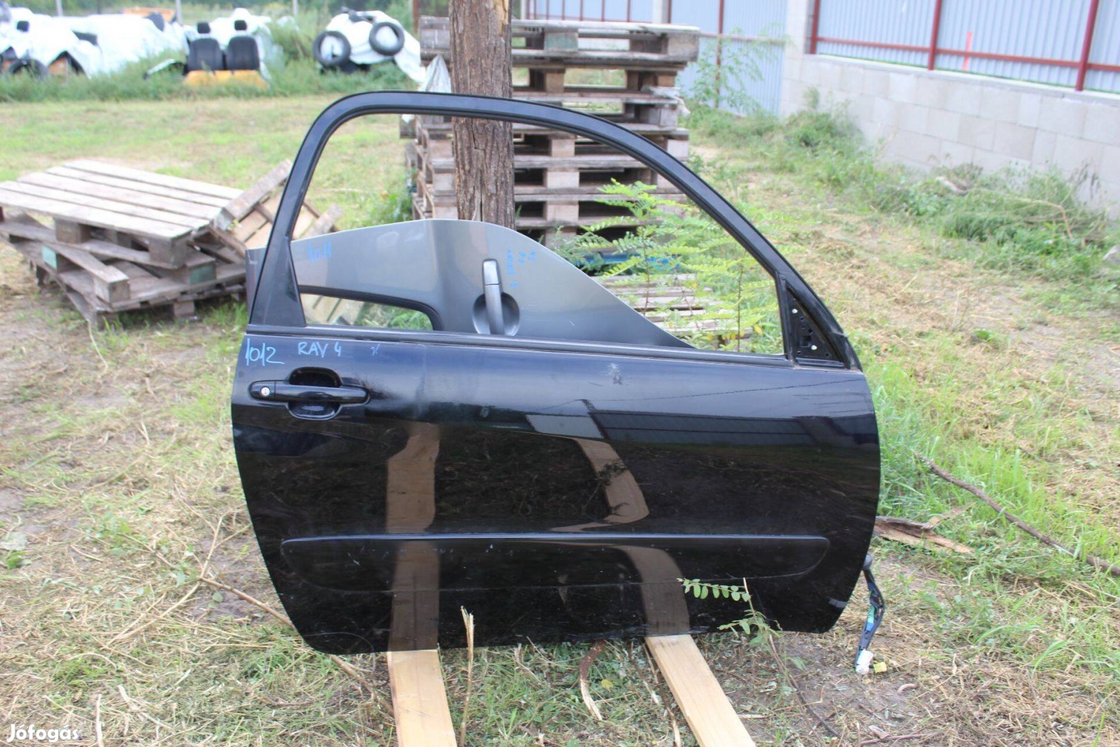 Toyota Rav4 2000-2006 Jobb ajtó komplett(3 ajtós) (1012)