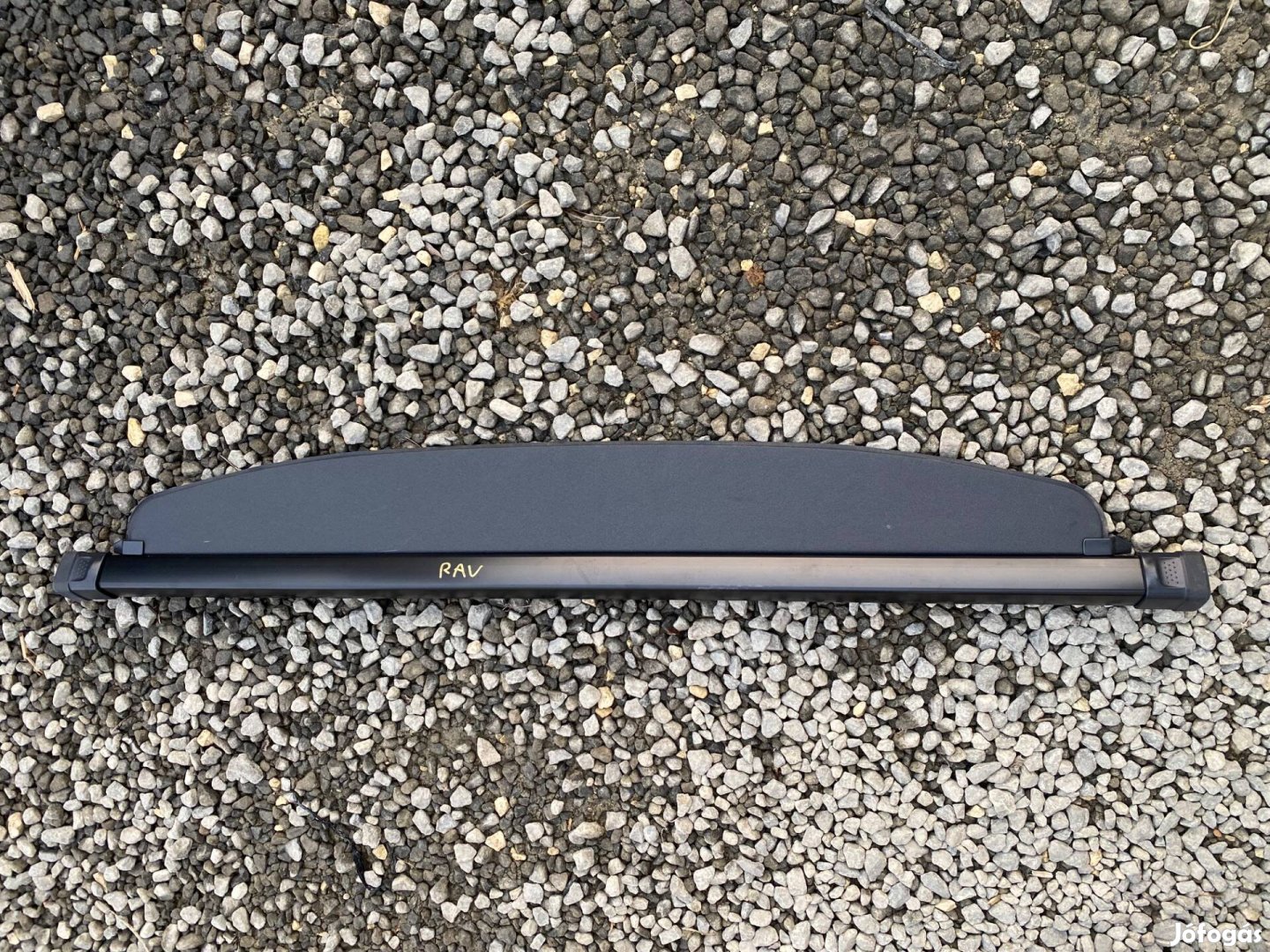 Toyota Rav4 2020,csomagtér roló