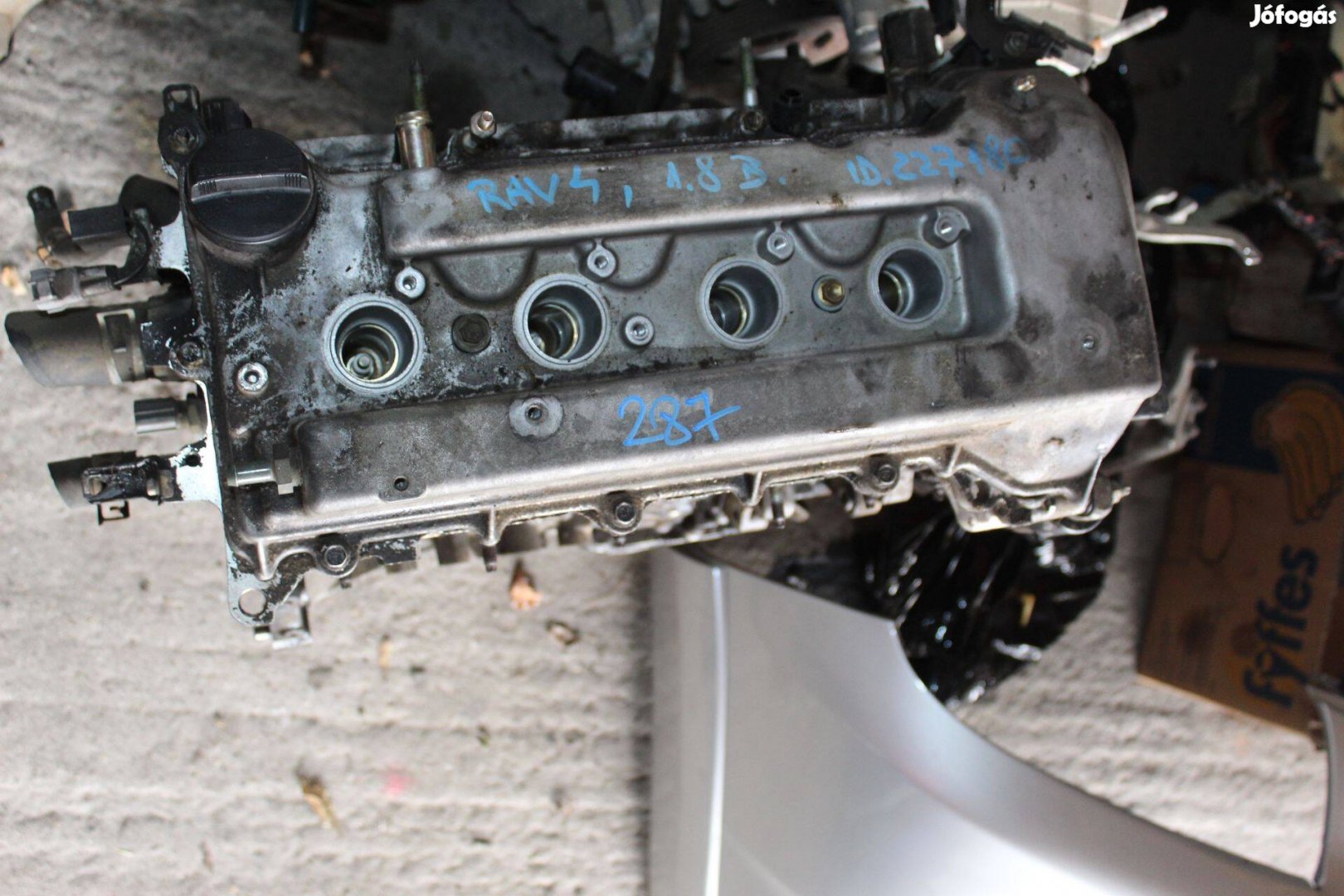 Toyota Rav4 2 1.8B 1ZZ motor, fűzött blokk hengerfejjel