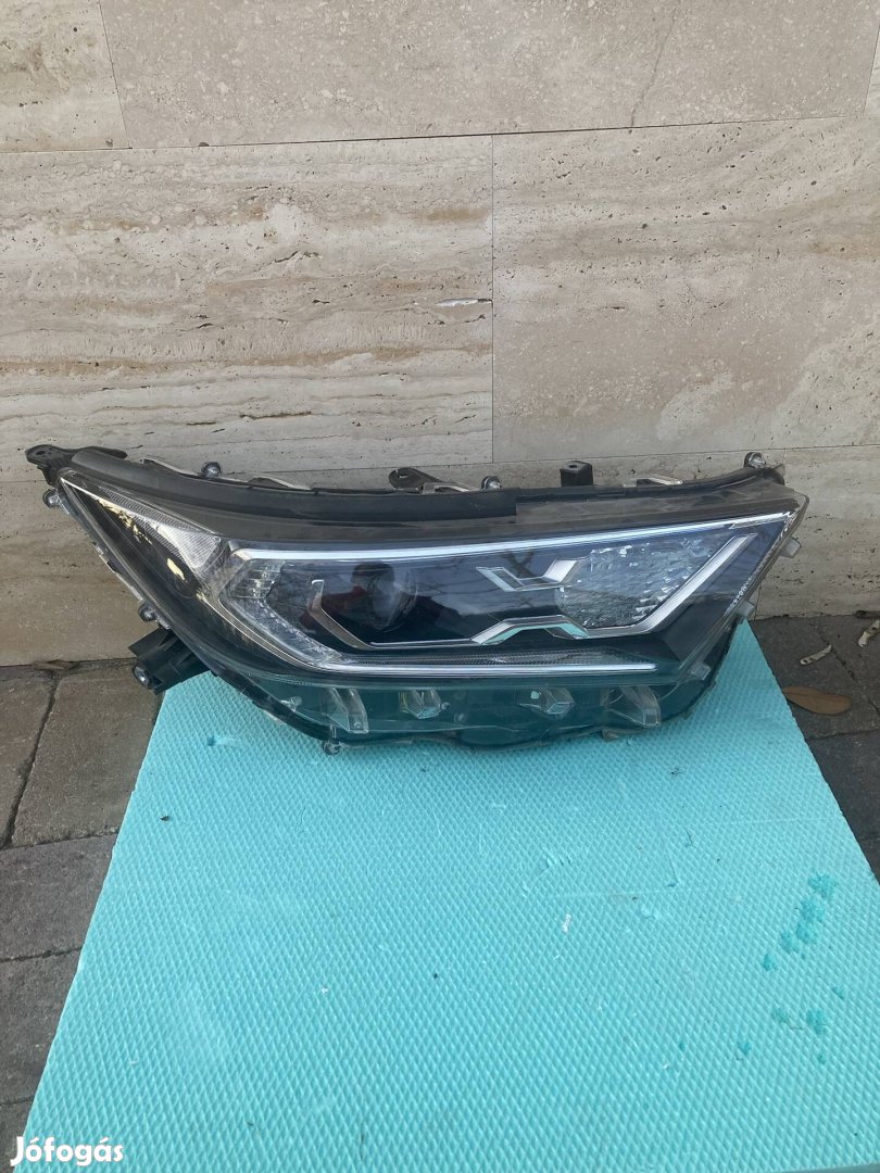 Toyota Rav4 Full led jobb fényszóró (2019-  )