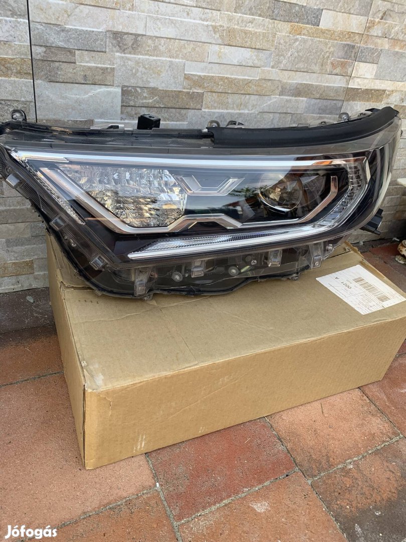 Toyota Rav4 Hibrid BAL Full LED Fényszóró 