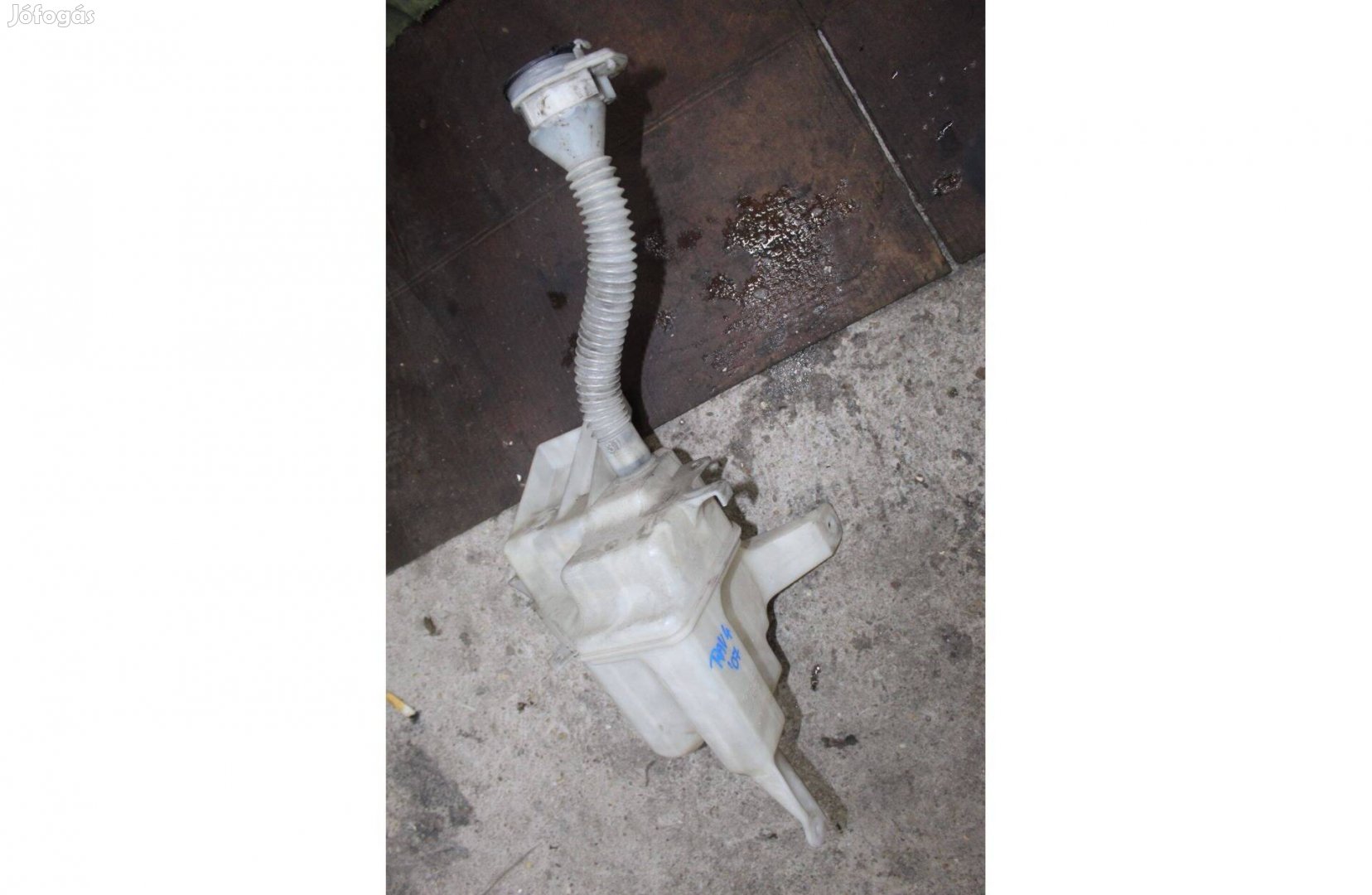 Toyota Rav4 III 2006-2013 ablakmosó tartály 2 pumpával 060851217