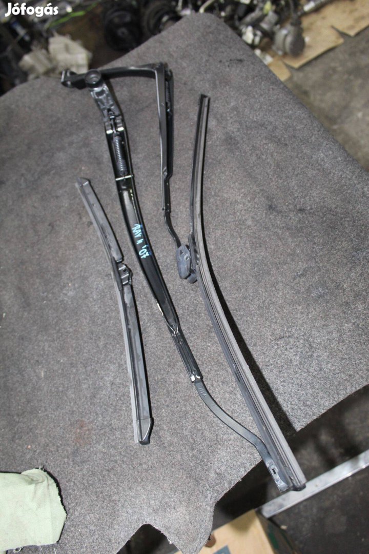 Toyota Rav4 III 2006-2013 ablaktörlő kar