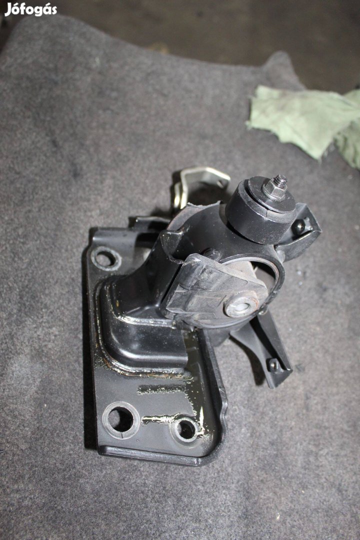 Toyota Rav4 III 2006-2013 bal motortartó 1231526020