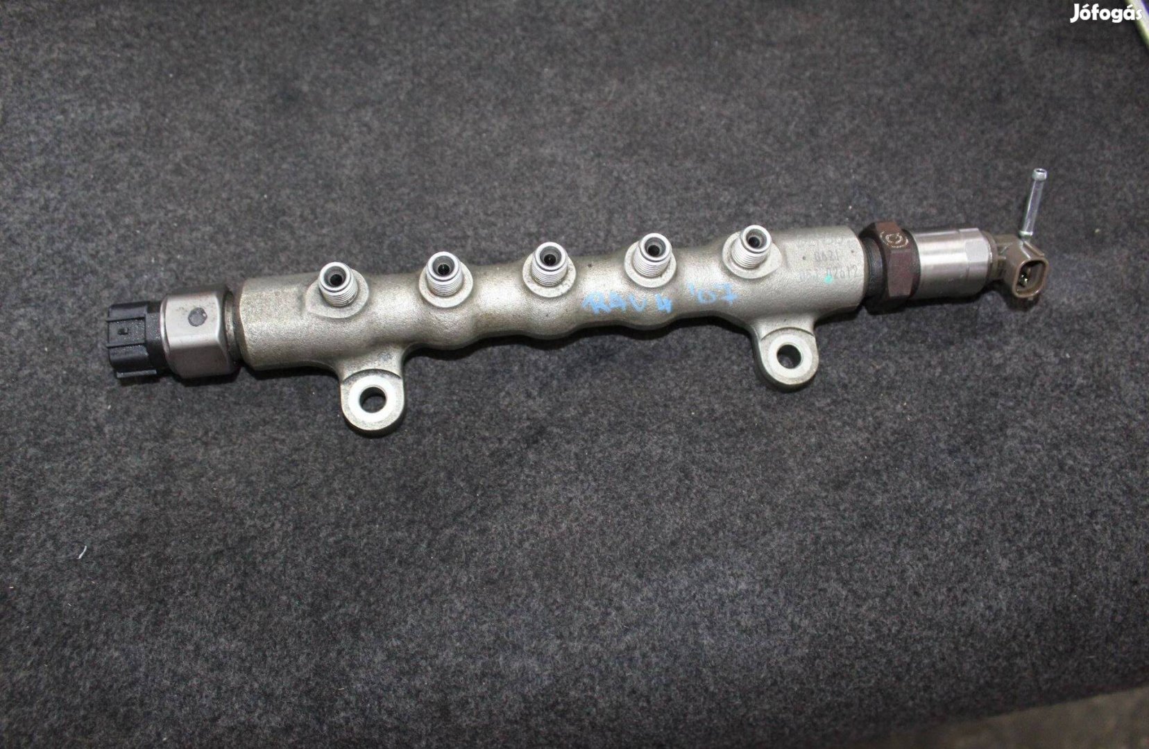 Toyota Rav4 III 2006-2013 common rail cső 8945860010