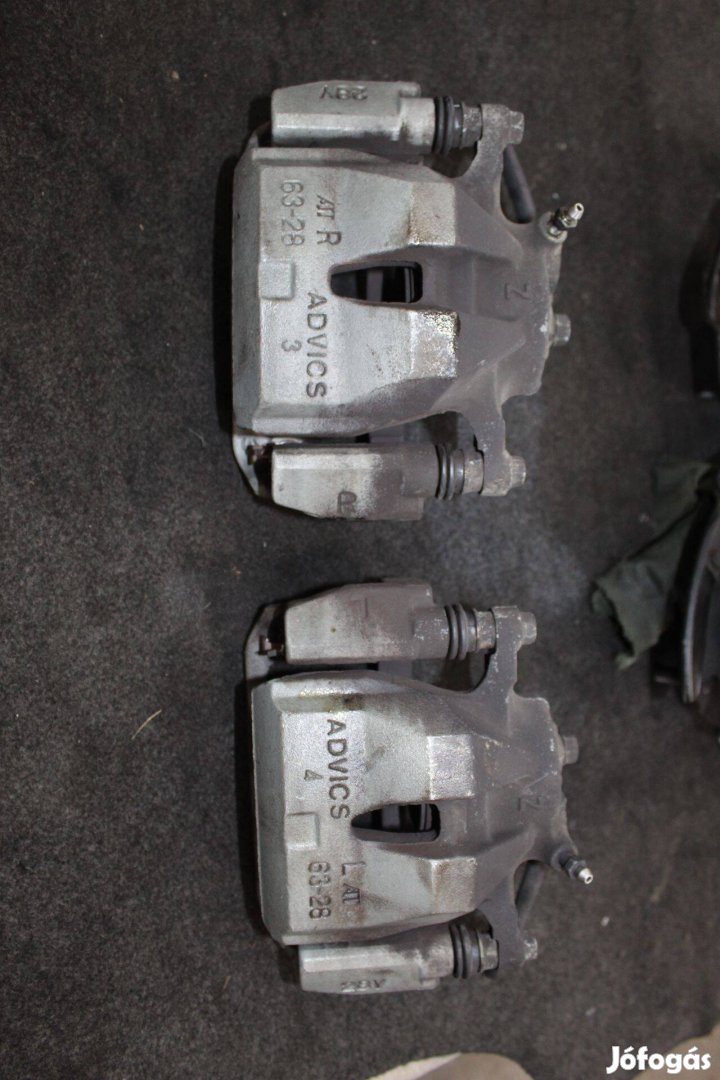 Toyota Rav4 III 2006-2013 féknyereg / DB