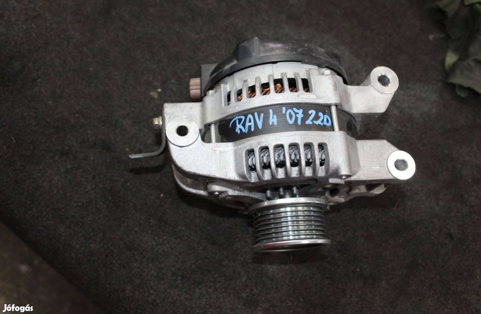 Toyota Rav4 III 2006-2013 generátor 0210806010