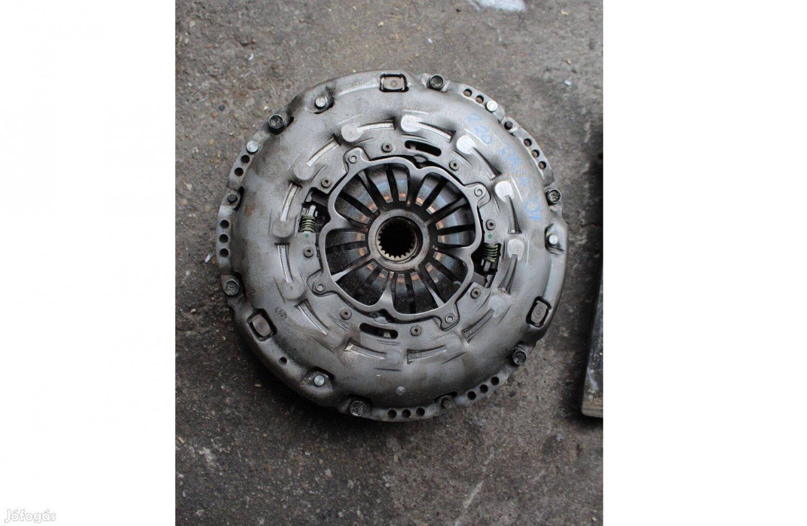 Toyota Rav4 III 2006-2013 kettős töm. lendkerék kuplungszerk.324066810