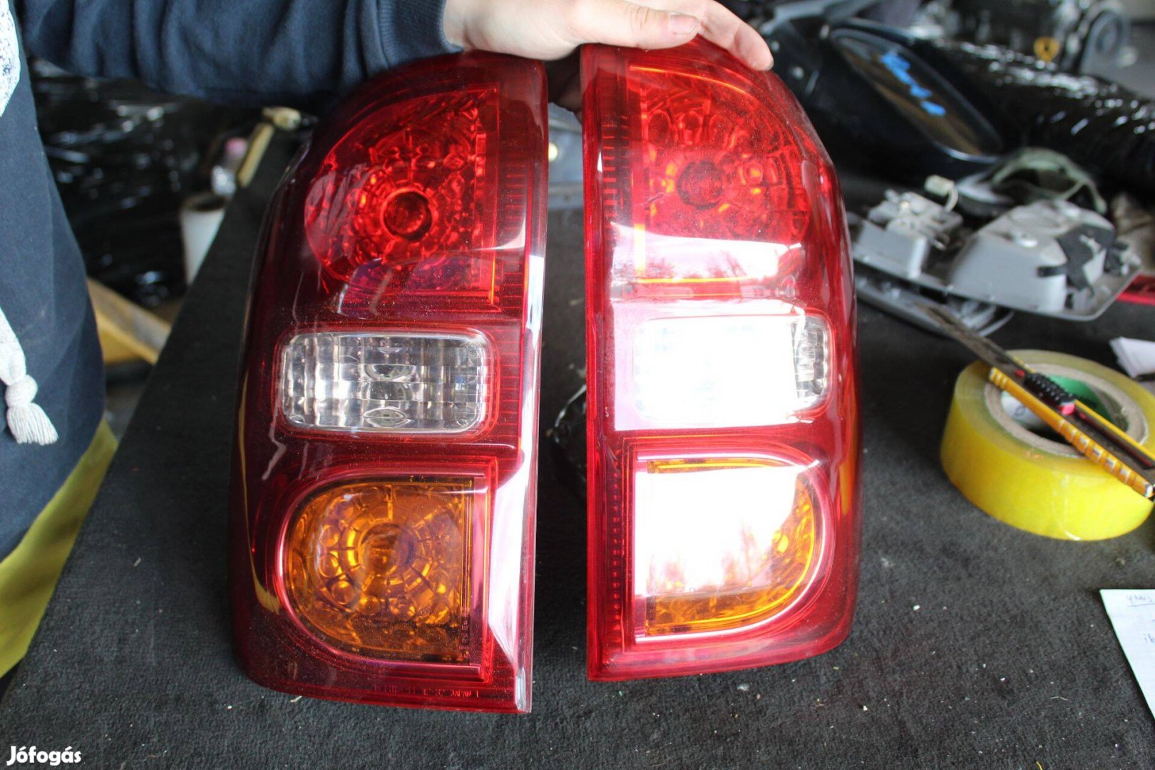 Toyota Rav4 II. hátsó lámpa