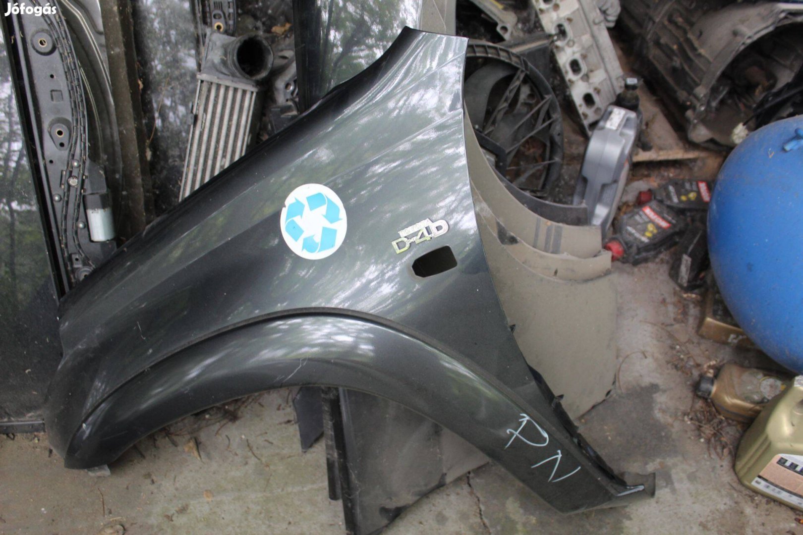 Toyota Rav4 II bal első sárvédő