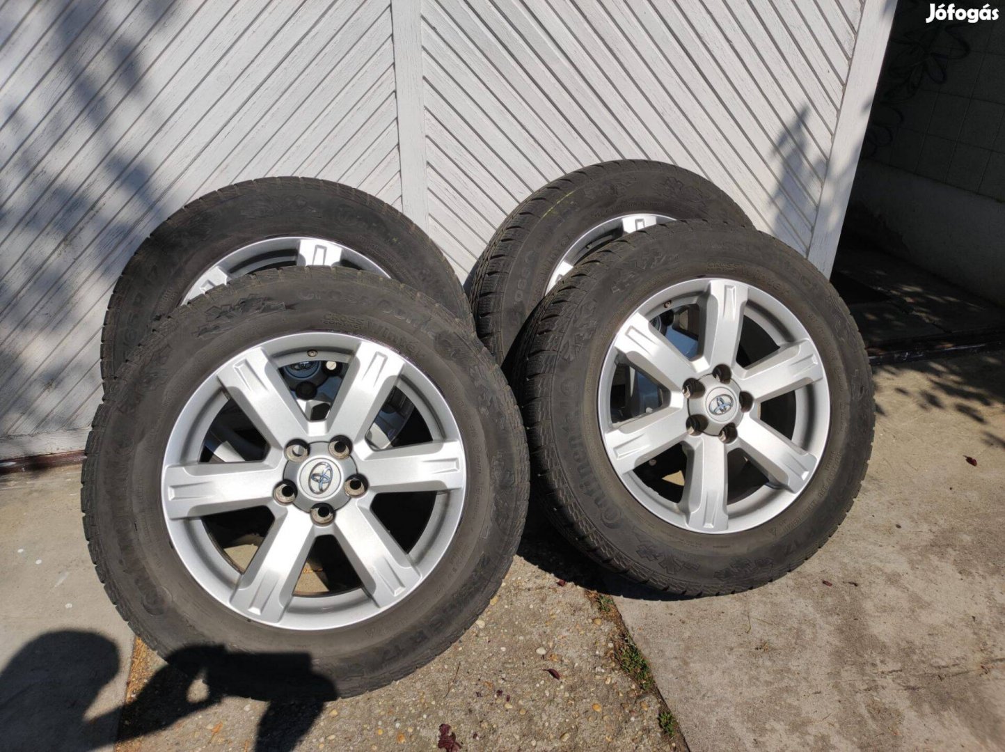 Toyota Rav4 R17 Alufelni szett téli gumikkal
