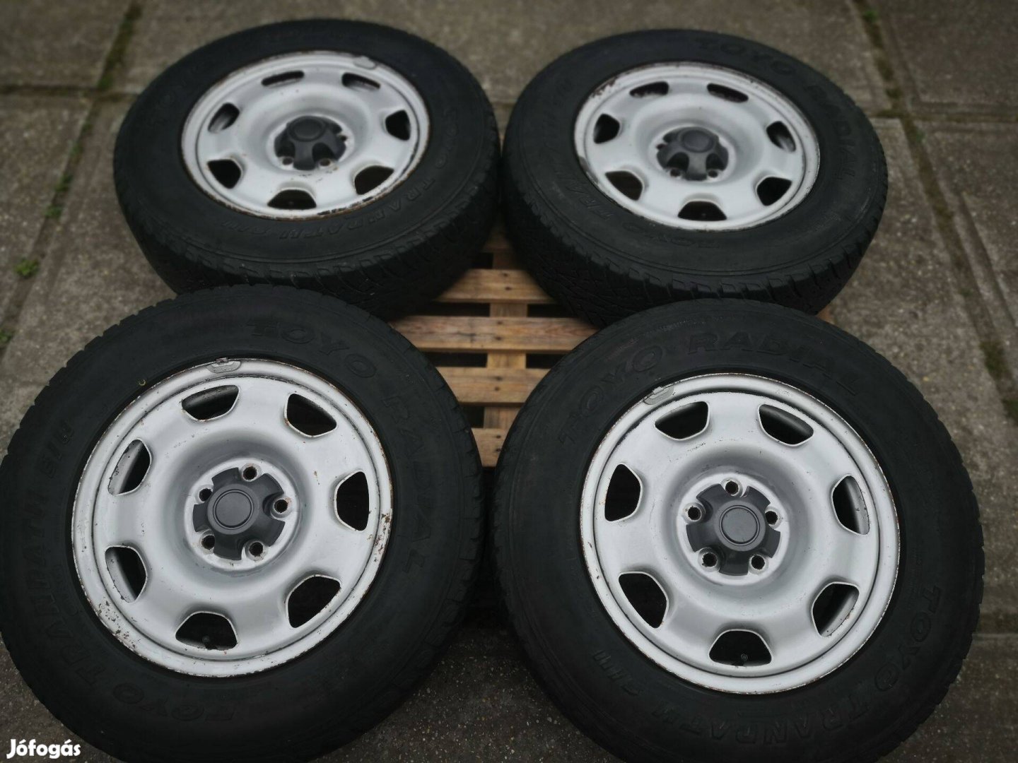 Toyota Rav4 Suzuki Sx4 16-os acélfelnik 5x114,3-as