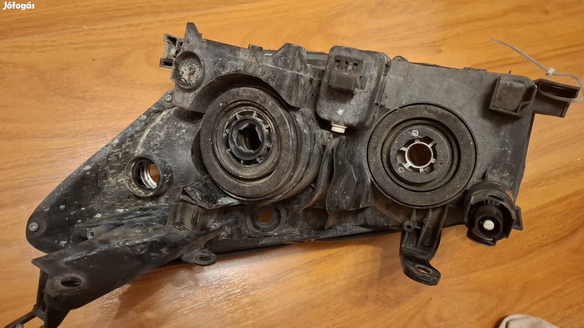 Toyota Rav4 fényszóró 