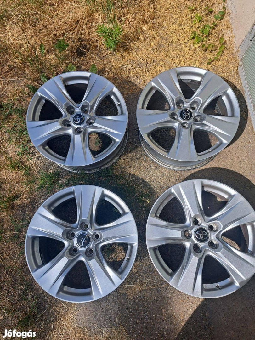 Toyota Rav4 gyári 17" alufelni szett