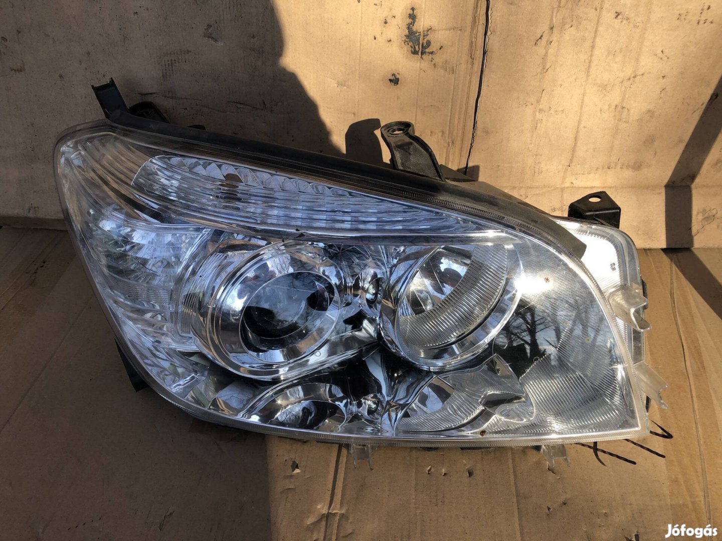 Toyota Rav4 jobb első lámpa 