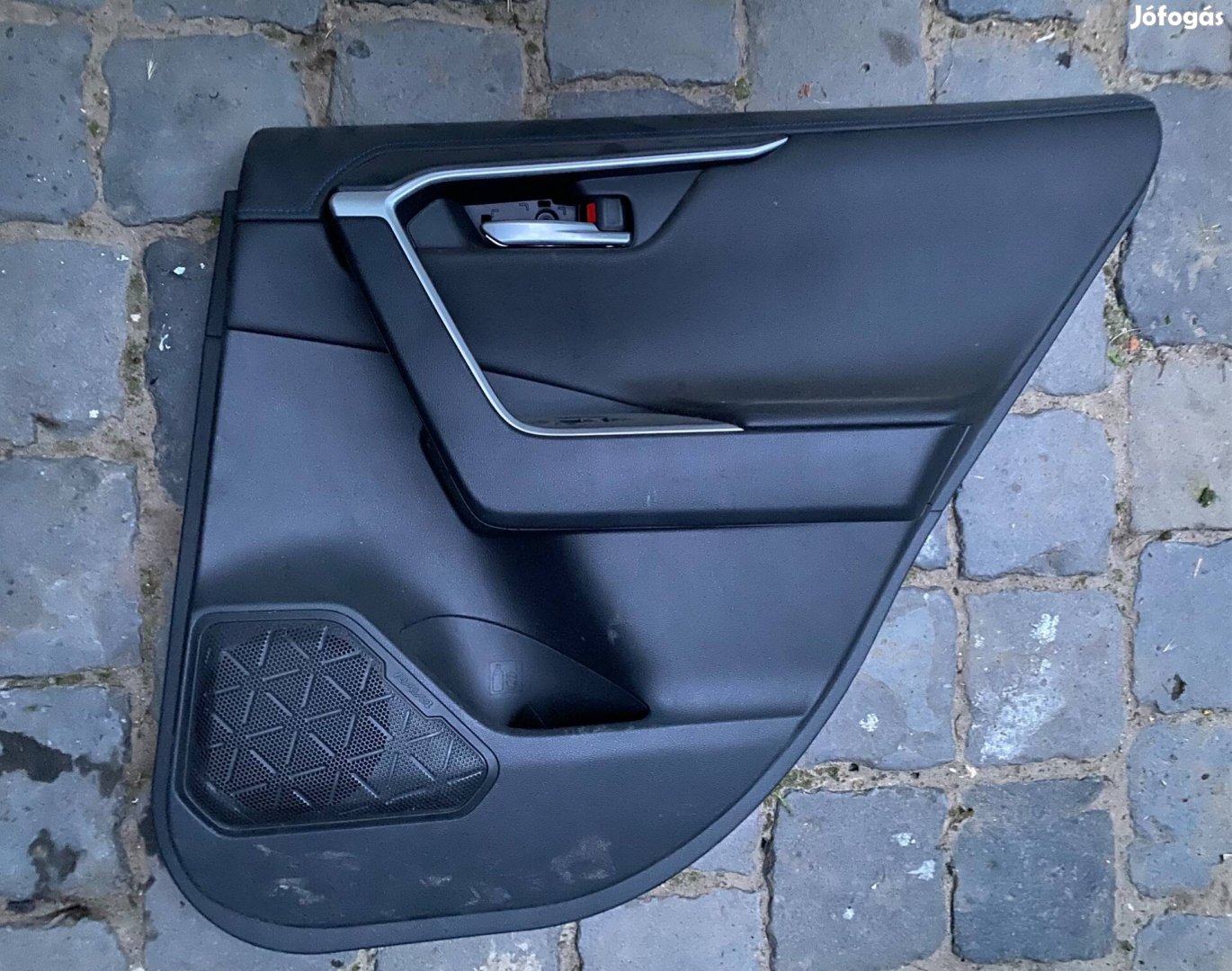 Toyota Rav4 jobb hátsó ajtókárpit