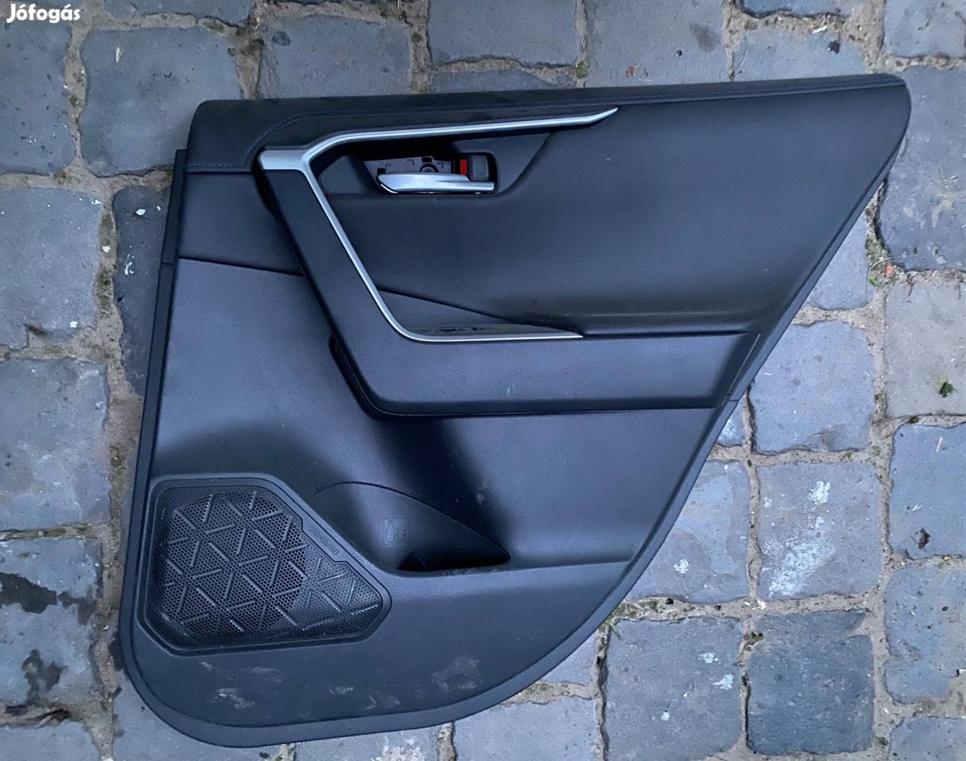 Toyota Rav4 jobb hátsó ajtókárpit